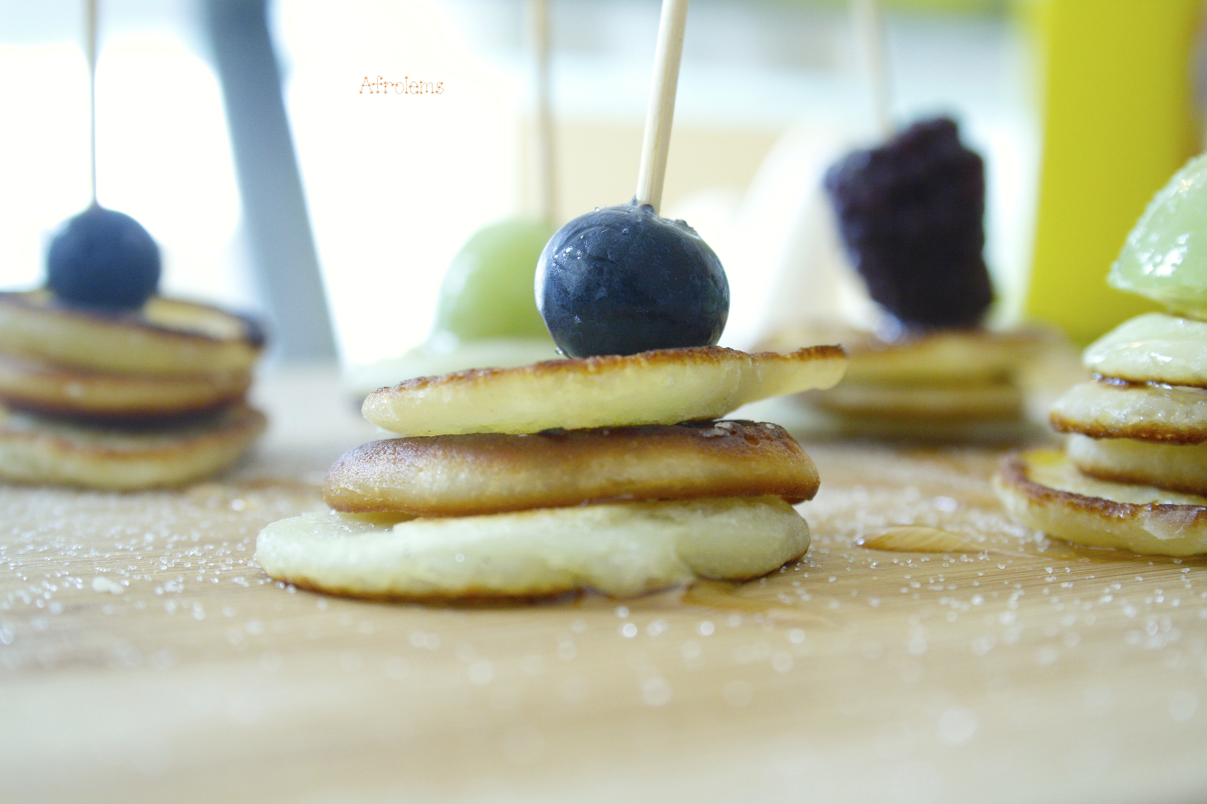 Mini Pancakes With Fruits